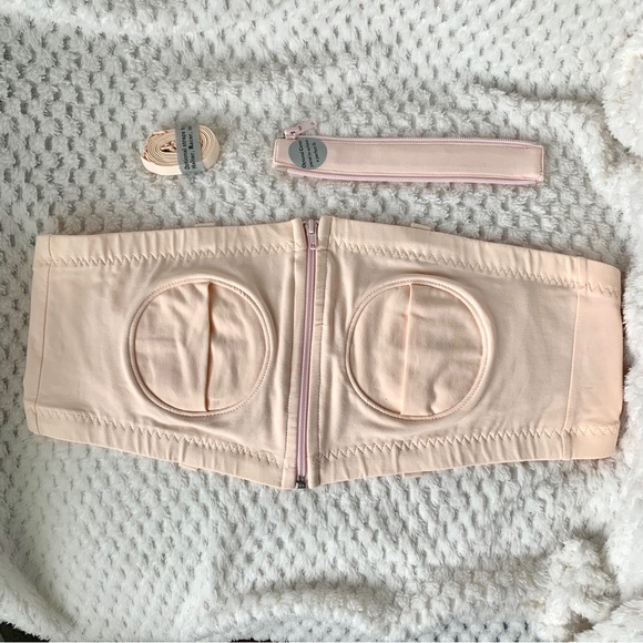 Simple Wishes Nursing Pumping Bra - Picture 1 of 3